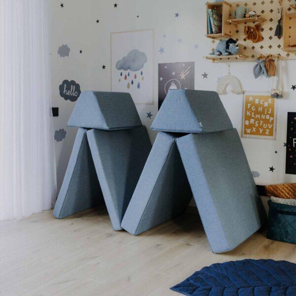 Aktiv-Spielmatratzen-Set in Türkis für Kinder, flexible und sichere Spielumgebung.